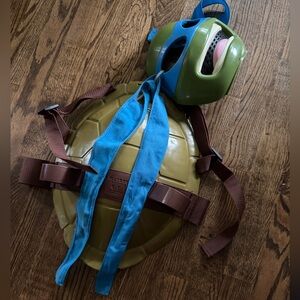 Teenage Mutant Ninja Turtles Shell and Mask Set